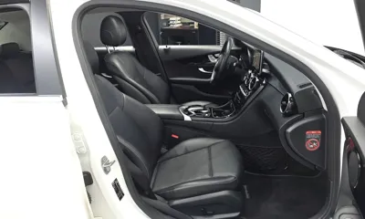 Mercedes-Benz C-Class 2017, 76232 км, за 10677.55 USD - фото 11