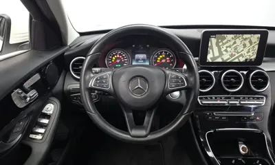 Mercedes-Benz C-Class 2017, 76232 км, за 10677.55 USD - фото 13