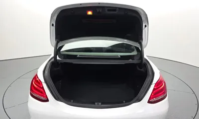 Mercedes-Benz C-Class 2017, 76232 км, за 10677.55 USD - фото 20