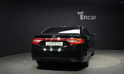 Hyundai Grandeur 2014, 147093 км, за 4398.06 USD