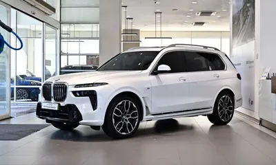 BMW X7 · 2025 год