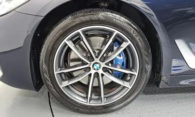 BMW 5-Series 2021, 23182 км, за 25585.38 USD