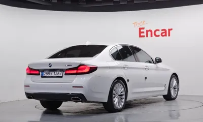 BMW 5-Series 2021, 48053 км, за 21544.92 USD