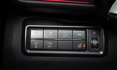 KG_Mobility_Ssangyong TIBOLI 2021, 84986 км, за 7811.47 USD - фото 16