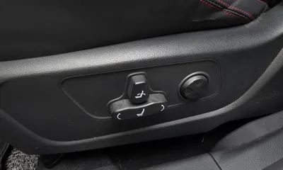 KG_Mobility_Ssangyong TIBOLI 2021, 84986 км, за 7811.47 USD - фото 27