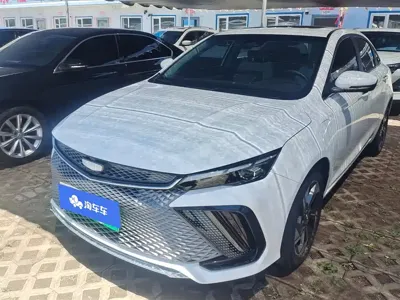 Geely L HiP · 2022 год