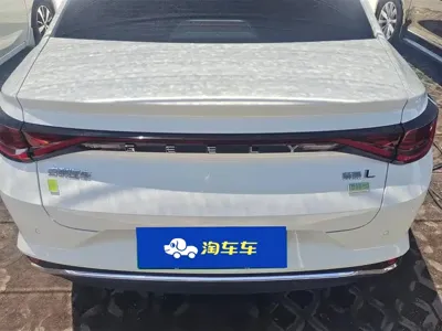 Geely L HiP 2022, 10400 км, за 7761.61 USD