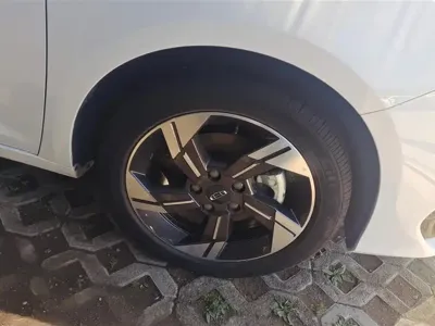 Geely L HiP 2022, 10400 км, за 7761.61 USD - фото 6