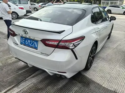 Toyota Camry 2021, 50000 км, за 13378.7 USD