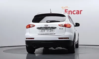 Infiniti EX 2009, 109367 км, за 2510.74 USD