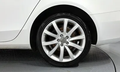 Audi A4 2015, 115260 км, за 3767.85 USD