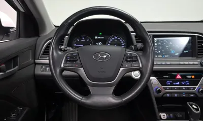 Hyundai Avante 2016, 180845 км, за 5120.13 USD - фото 12