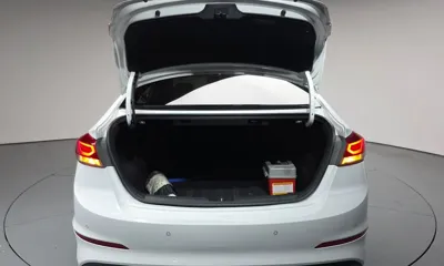 Hyundai Avante 2016, 180845 км, за 5120.13 USD - фото 20