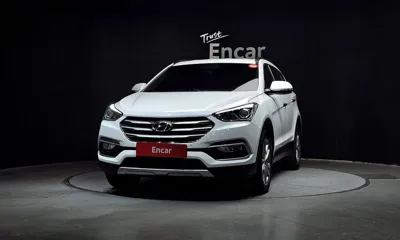 Hyundai Santafe 2017, 128174 км, за 7601.8 USD