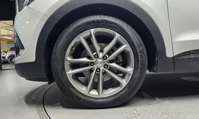 Hyundai Santafe 2017, 128174 км, за 7601.8 USD