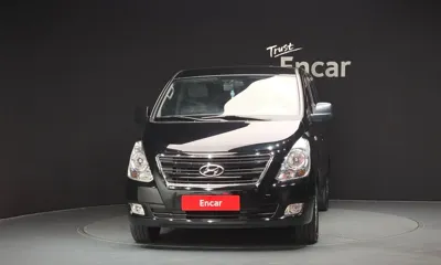 Hyundai Starex 2017, 95571 км, за 7741.35 USD