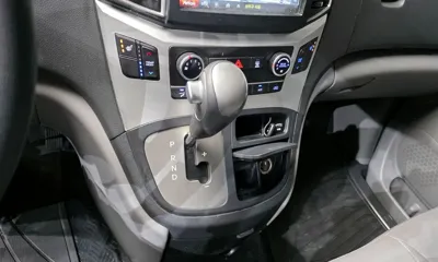 Hyundai Starex 2017, 95571 км, за 7741.35 USD - фото 9