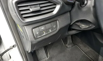 Hyundai Santafe 2020, 80703 км, за 12223.32 USD - фото 13