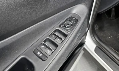 Hyundai Santafe 2020, 80703 км, за 12223.32 USD - фото 16