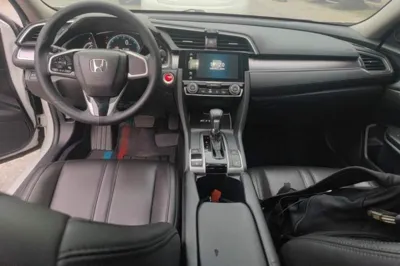 Honda Civic 2016, 93600 км, за 9879 USD - фото 12