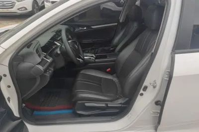 Honda Civic 2016, 93600 км, за 9879 USD - фото 17