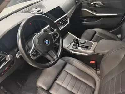 BMW 3 Series 2020, 50000 км, за 20099.67 USD