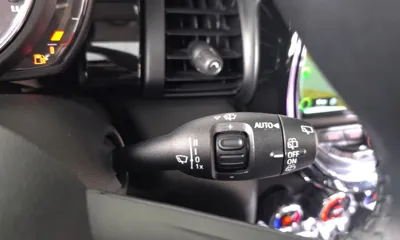 MINI Cooper 2019, 57295 км, за 8205.33 USD - фото 19