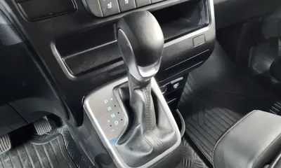 Hyundai Staria 2025, 28245 км, за 16870.16 USD - фото 9