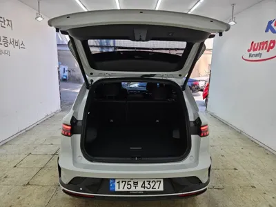 Renault-KoreaSamsung Grand Koleos 2025, 16346 км, за 21228.1 USD