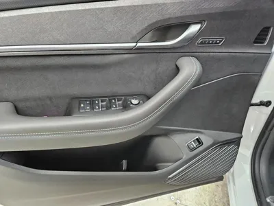 Renault-KoreaSamsung Grand Koleos 2025, 16346 км, за 21228.1 USD - фото 8