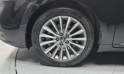 Kia K7 2016, 195384 км, за 5990.75 USD