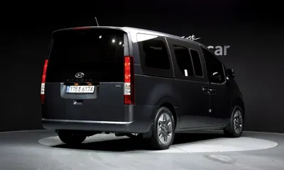 Hyundai Staria 2023, 75645 км, за 19205.48 USD