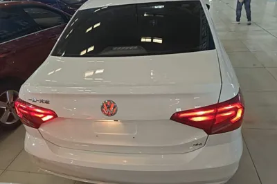 Volkswagen Jetta 2017, 116199 км, за 6148 USD