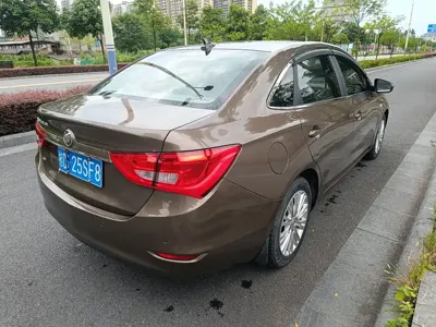 Buick Excelle 2016, 110000 км, за 3183.18 USD