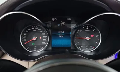 Mercedes-Benz C-Class 2019, 74768 км, за 13784.95 USD - фото 8