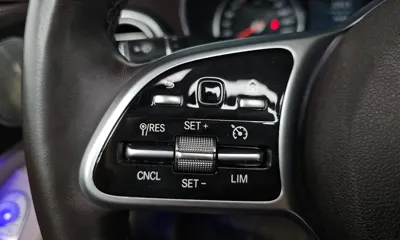 Mercedes-Benz C-Class 2019, 74768 км, за 13784.95 USD - фото 27
