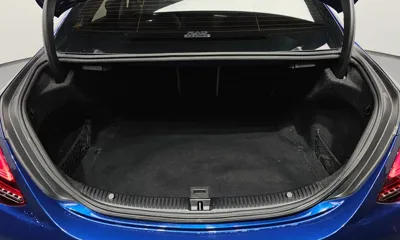 Mercedes-Benz C-Class 2019, 74768 км, за 13784.95 USD - фото 29