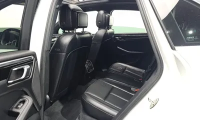 Porsche Macan 2017, 181477 км, за 15466.27 USD - фото 12