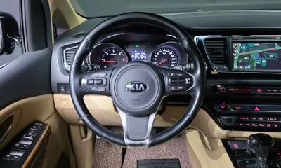 Kia Canival 2016, 156771 км, за 9271.52 USD - фото 12