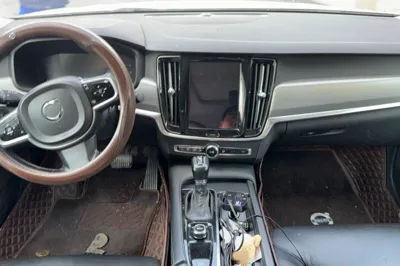 Volvo S90 2017, 171500 км, за 12534 USD - фото 9