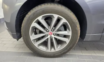 Jaguar F-Pace 2017, 69470 км, за 9621.01 USD