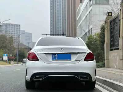 Mercedes-Benz C-Class 2021, 82000 км, за 16767.58 USD