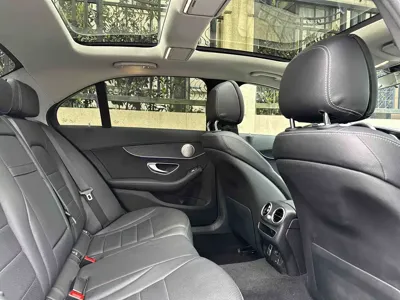 Mercedes-Benz C-Class 2021, 82000 км, за 16697.48 USD - фото 10