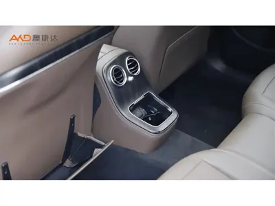 Mercedes-Benz E-Class 2021, 27000 км, за 34284.21 USD - фото 9