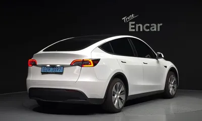 Tesla Model Y 2024, 32572 км, за 20802.18 USD