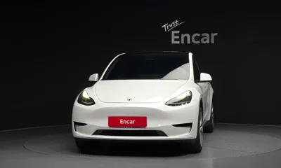 Tesla Model Y 2024, 32572 км, за 20802.18 USD