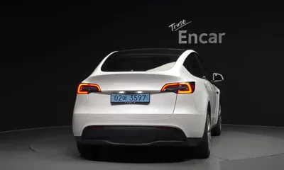 Tesla Model Y 2024, 32572 км, за 20802.18 USD