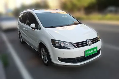 Volkswagen Sharan 2018, 97600 км, за 16241 USD
