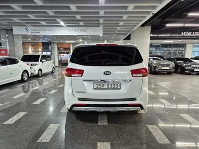 Kia Canival 2016, 183471 км, за 6039.12 USD