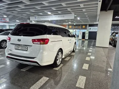 Kia Canival 2016, 183471 км, за 5993.49 USD - фото 6